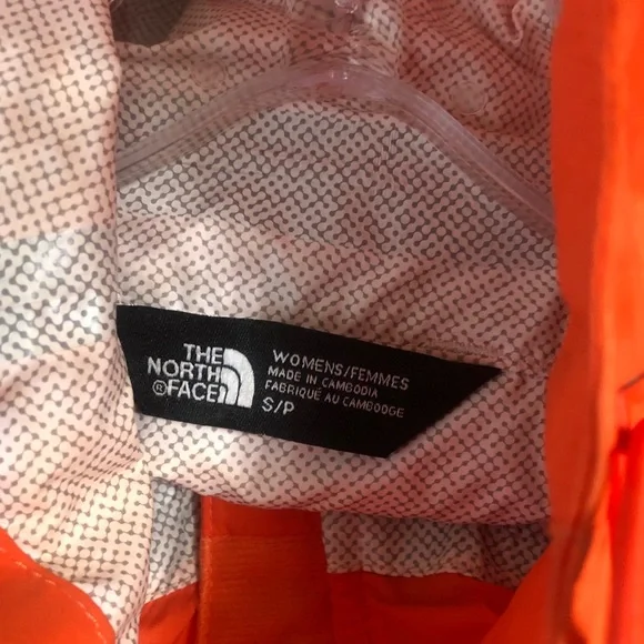 The North face women’s orange lightweight rain jacket - Picture 4 of 5